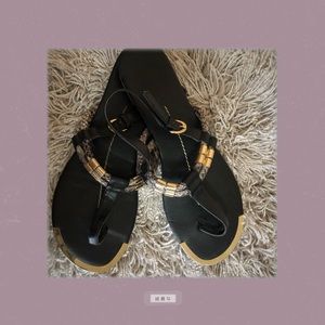 Dolce Vita Flats